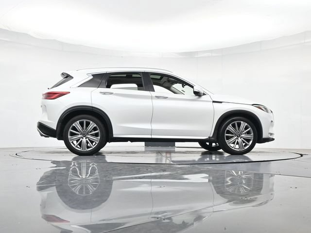 Used 2023 INFINITI QX50 Sensory AWD/4WD image 32