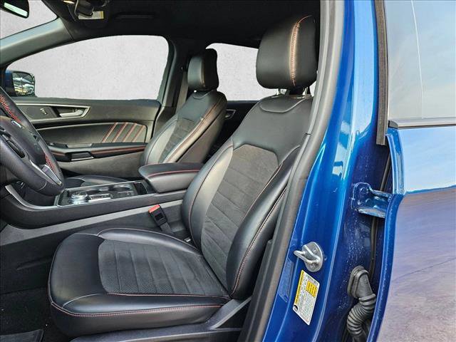 Certified 2024 Ford Edge ST-Line AWD/4WD image 15