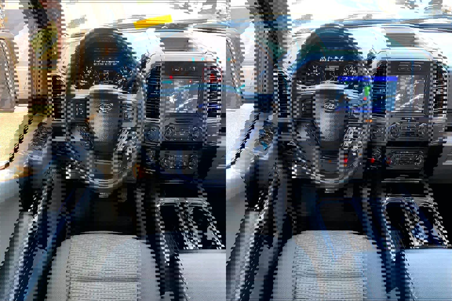 Certified 2020 Ford F150 XLT w/ Equipment Group 302A Luxury image 5