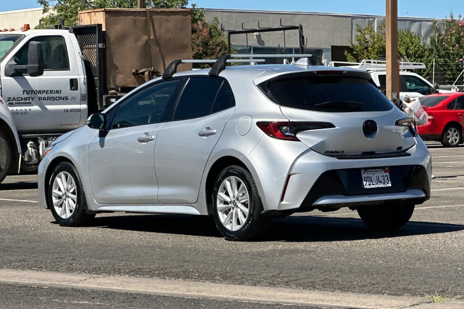 Used 2023 Toyota Corolla SE FWD image 6
