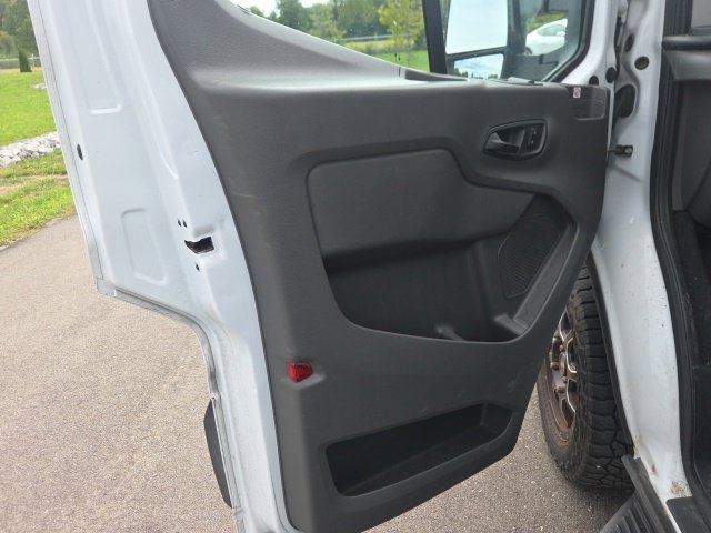 Certified 2020 Ford Transit 150 XLT RWD image 17