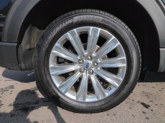 Certified 2023 Ford Explorer Limited w/ Equipment Group 301A AWD/4WD image 12