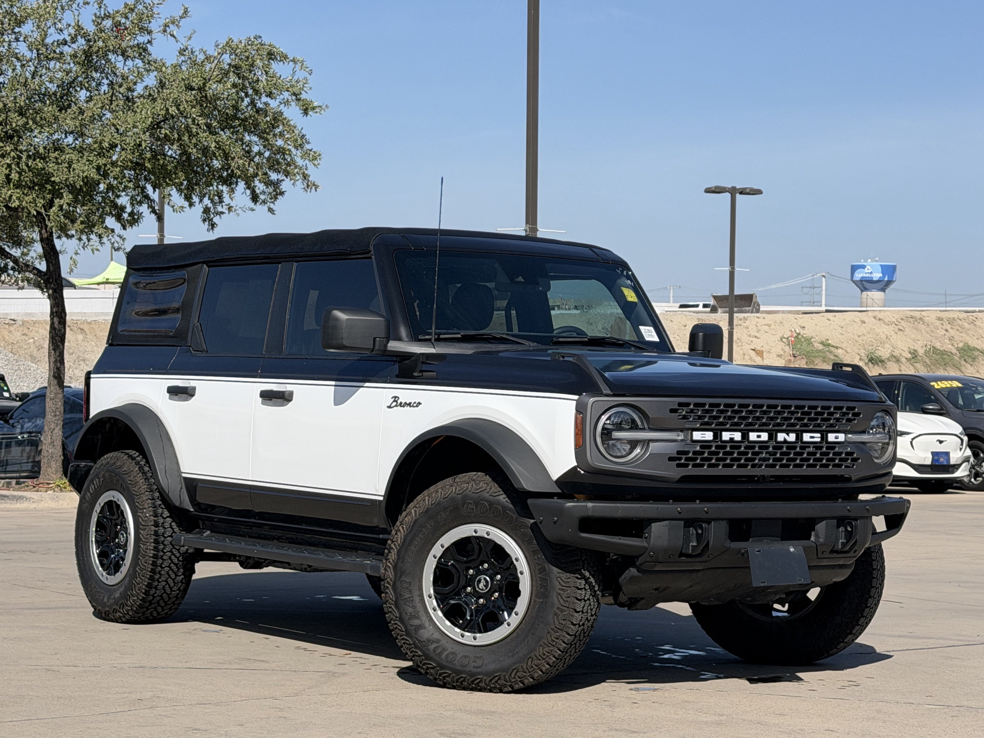 Certified 2022 Ford Bronco Badlands w/ Sasquatch Package AWD/4WD video 1
