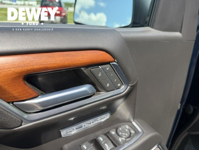 Used 2022 GMC Sierra 1500 Denali w/ Technology Package AWD/4WD image 14
