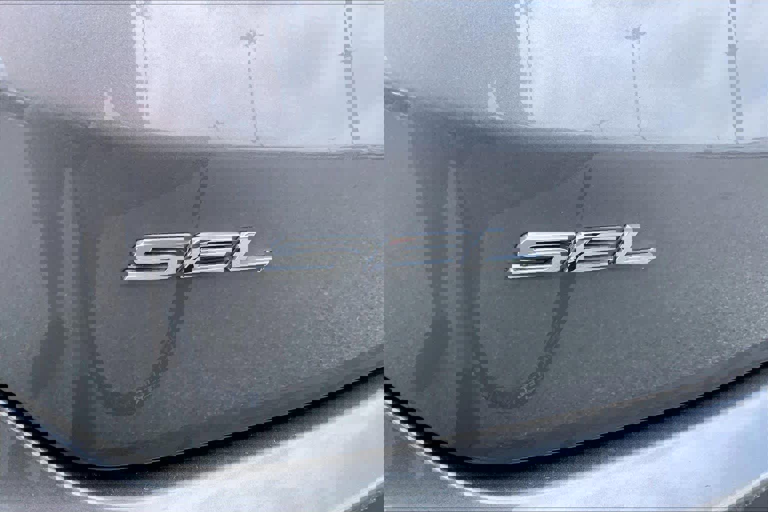 Certified 2024 Ford Edge SEL image 12