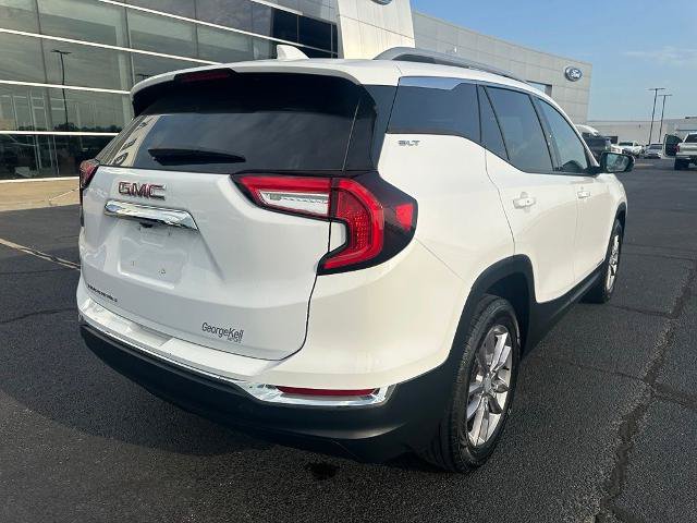 Used 2022 GMC Terrain SLT w/ LPO, Floor Liner Package FWD image 21