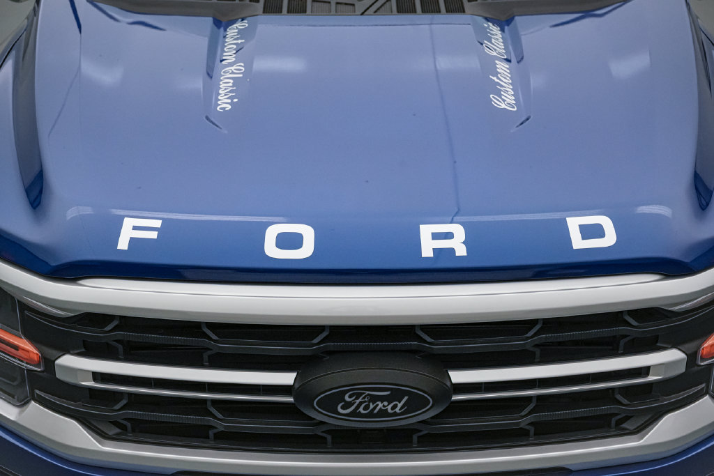 Certified 2025 Ford F150 XL w/ Equipment Group 103A High AWD/4WD image 13