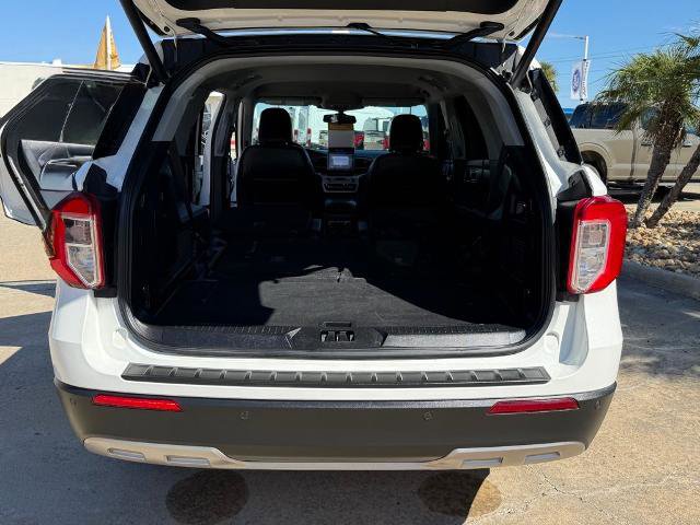 Certified 2022 Ford Explorer XLT w/ Equipment Group 202A image 24