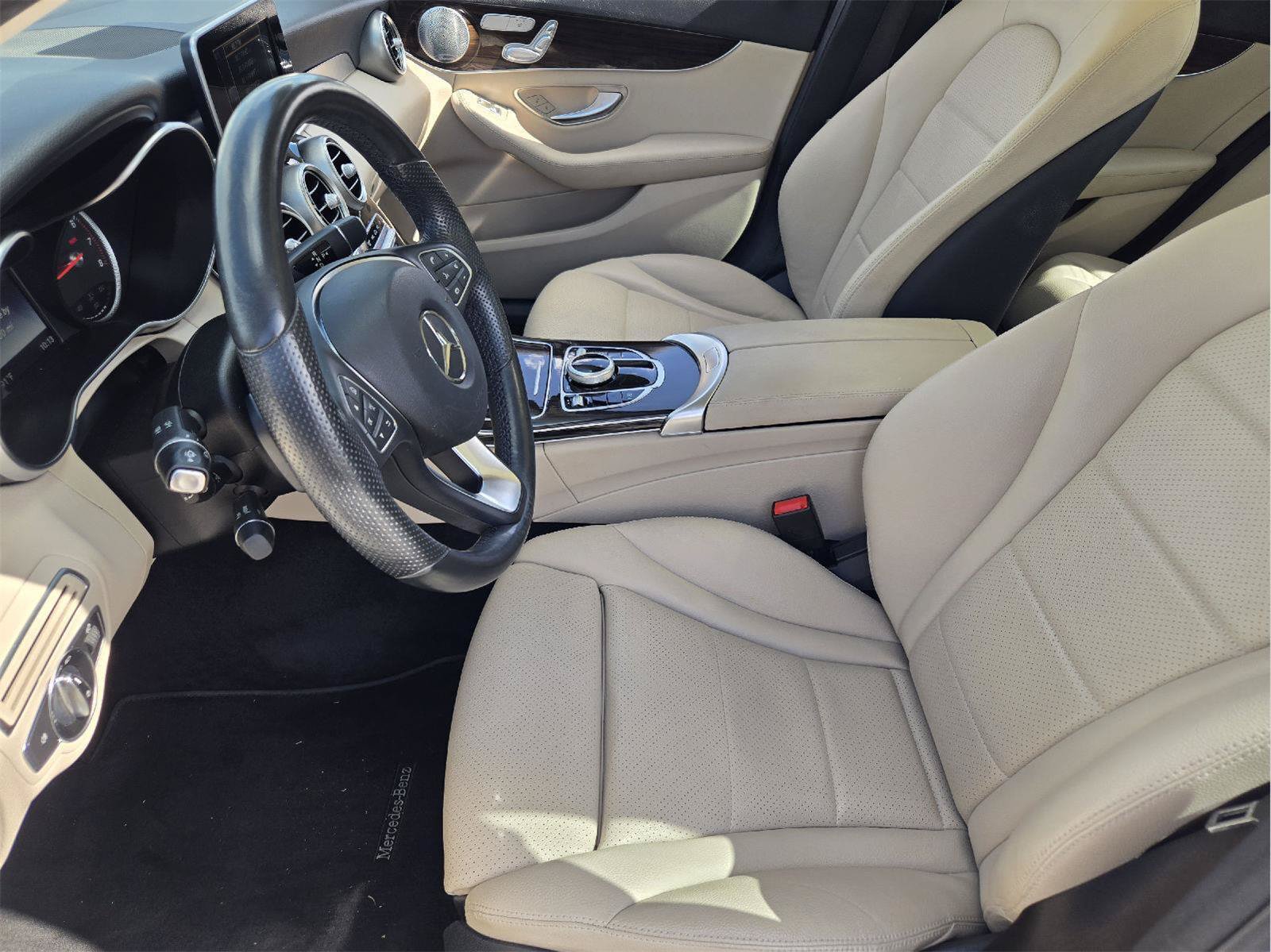 Used 2017 Mercedes-Benz C 300 Sedan image 12