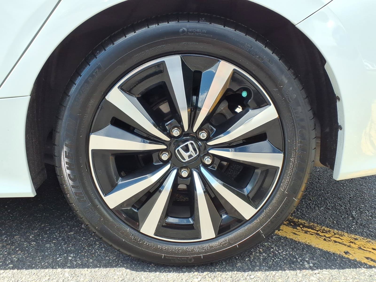 Used 2022 Honda Civic EX image 10