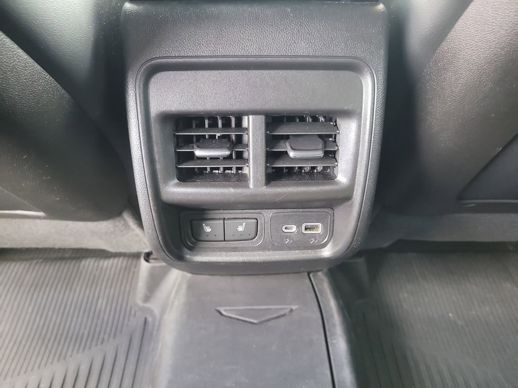 Used 2023 Cadillac XT4 Premium Luxury w/ Cold Weather Package AWD/4WD image 14