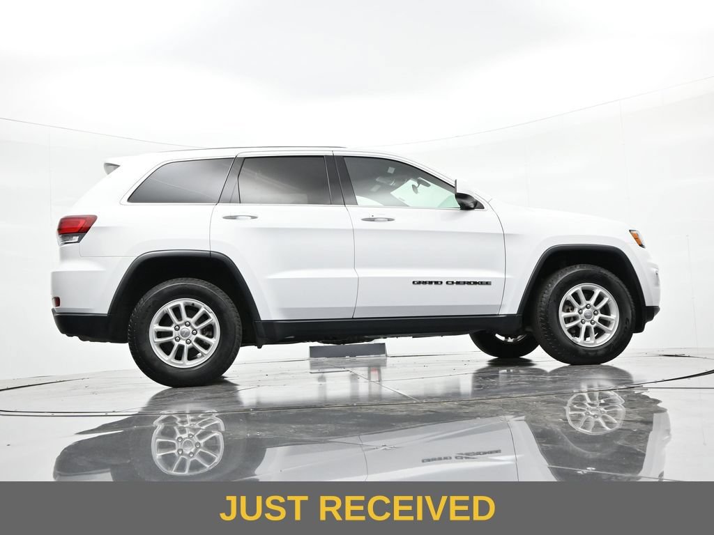 Used 2020 Jeep Grand Cherokee Laredo AWD/4WD image 26