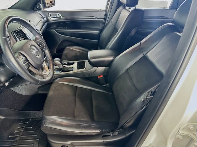 Used 2019 Jeep Grand Cherokee Altitude image 18
