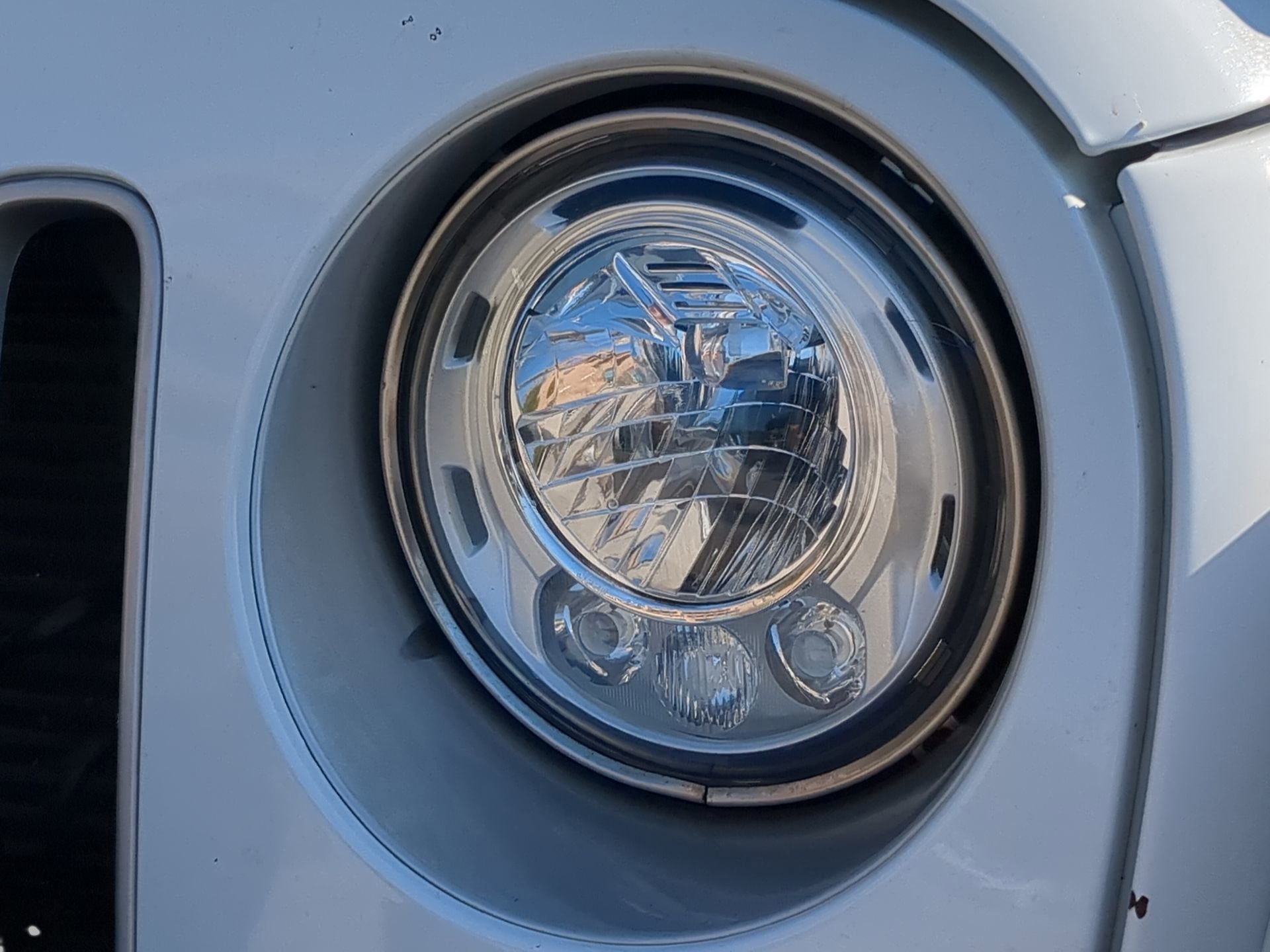 Used 2018 Jeep Wrangler Unlimited Sahara image 54