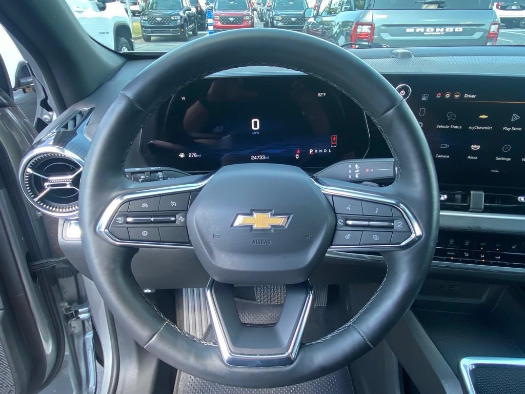 Used 2025 Chevrolet Equinox LT FWD image 13