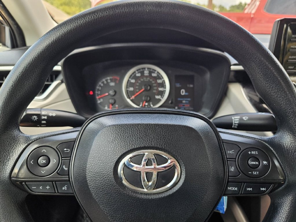 Used 2022 Toyota Corolla Cross L FWD image 30