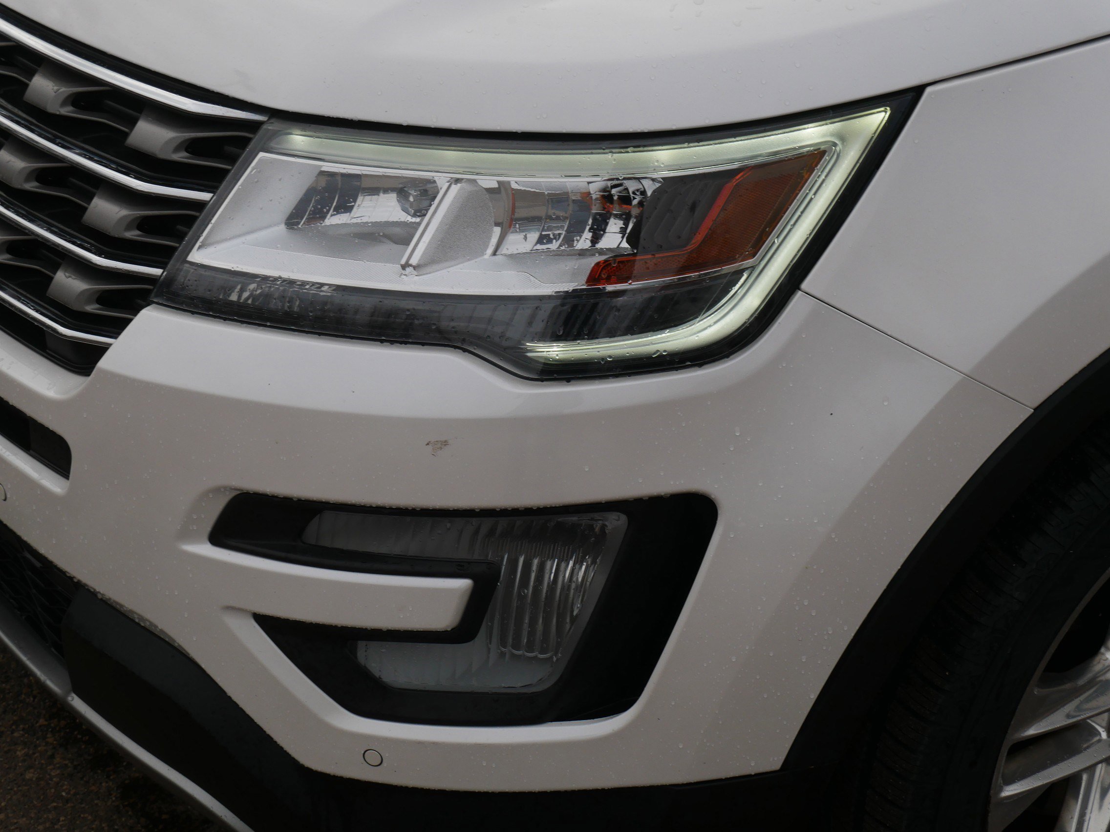 Certified 2017 Ford Explorer XLT w/ Equipment Group 202A image 16