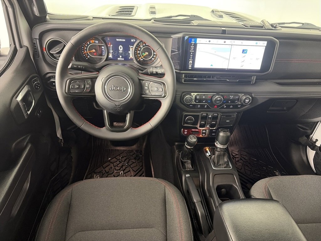 Used 2024 Jeep Wrangler Unlimited Rubicon w/ Technology Group image 14