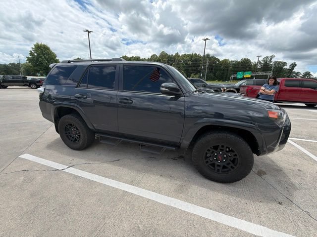 Used 2024 Toyota 4Runner TRD Off-Road Premium w/ Moonroof Package AWD/4WD image 8
