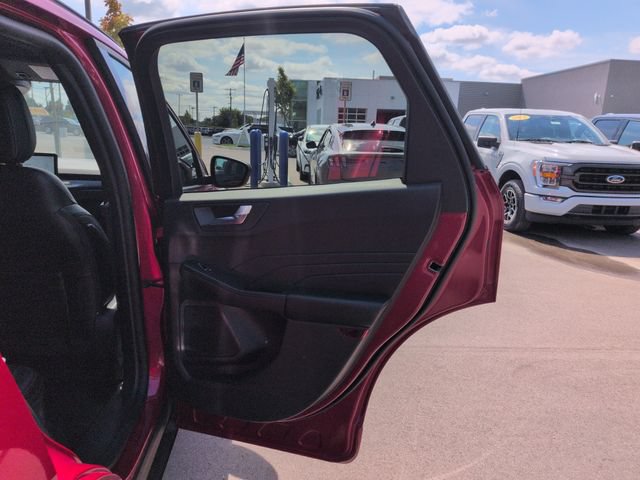 Certified 2024 Ford Escape ST-Line w/ Tech Pack #1 AWD/4WD image 16