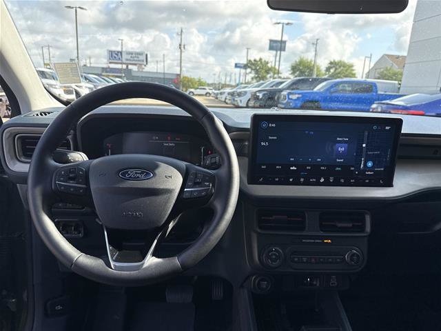 Certified 2025 Ford Maverick Lariat w/ 4K Tow Package AWD/4WD image 6