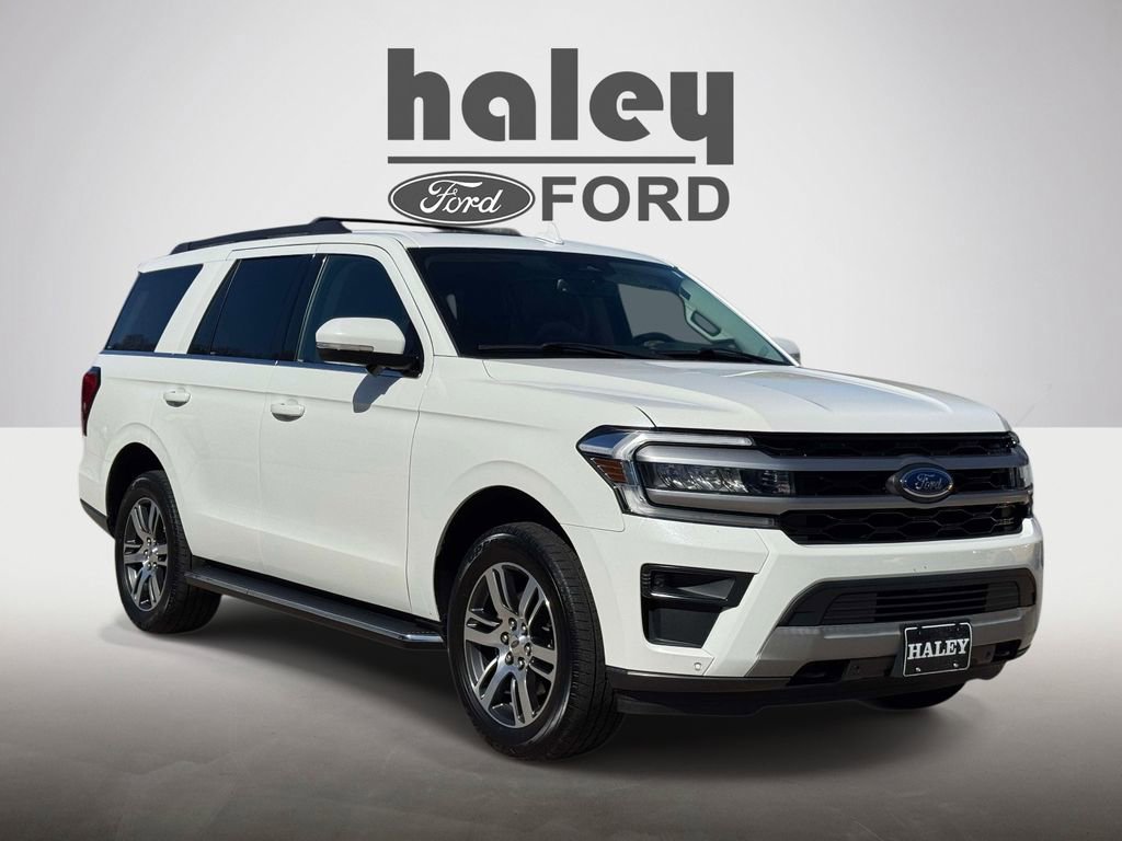Certified 2022 Ford Expedition XLT image 5