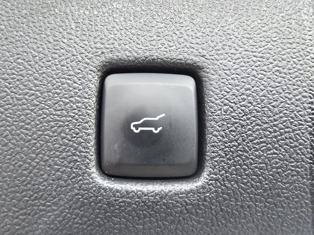 Certified 2022 Ford Escape SEL image 18