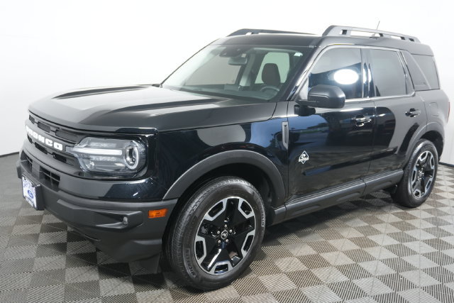 Certified 2023 Ford Bronco Sport Outer Banks w/ Tech Package AWD/4WD image 7