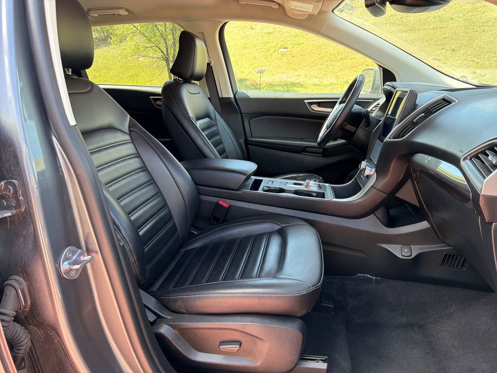Certified 2024 Ford Edge SEL image 30