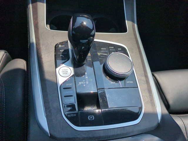 Used 2022 BMW X5 xDrive40i w/ Parking Assistance Package AWD/4WD image 26