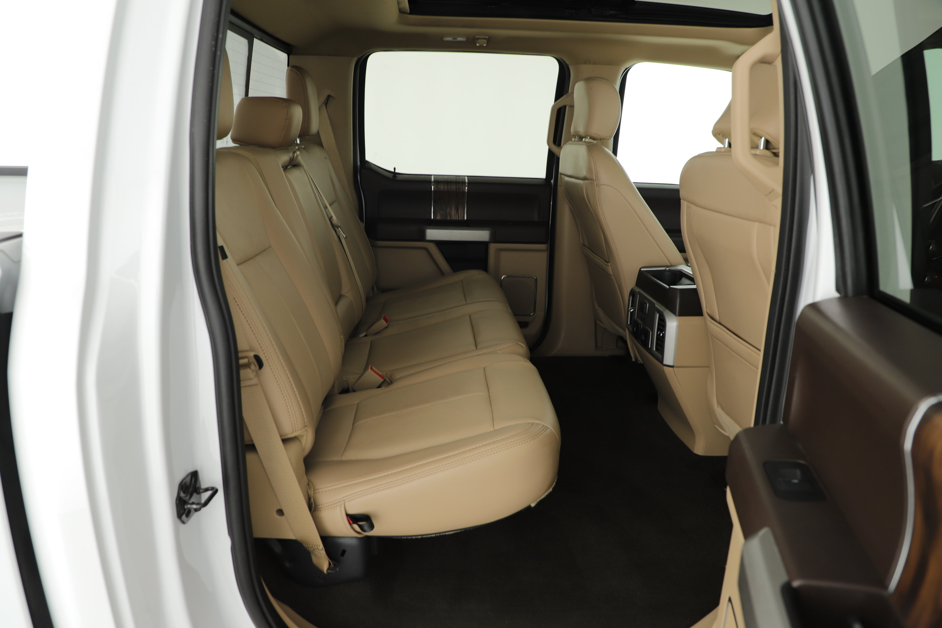 Certified 2019 Ford F150 Lariat w/ Equipment Group 502A Luxury AWD/4WD image 19