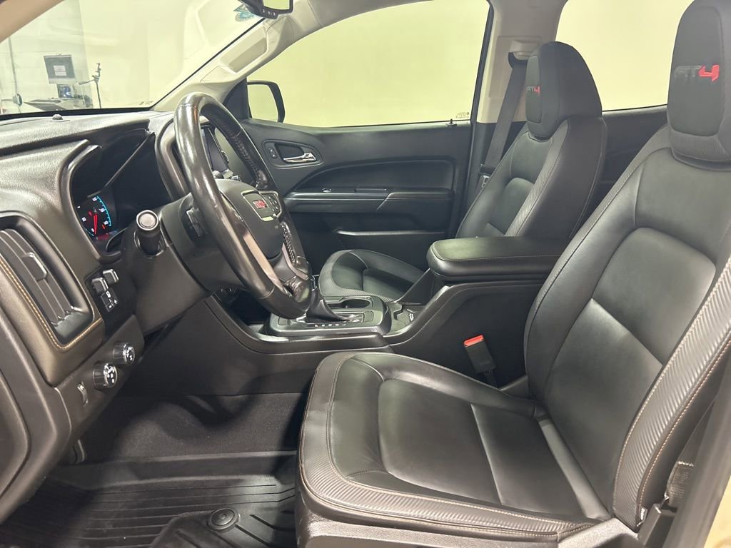 Used 2022 GMC Canyon AT4 w/ Trailering Package image 9