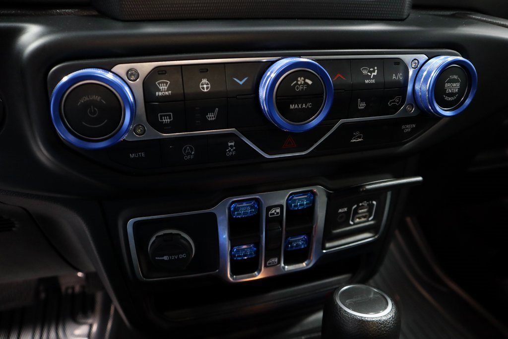 Used 2022 Jeep Gladiator Willys image 35