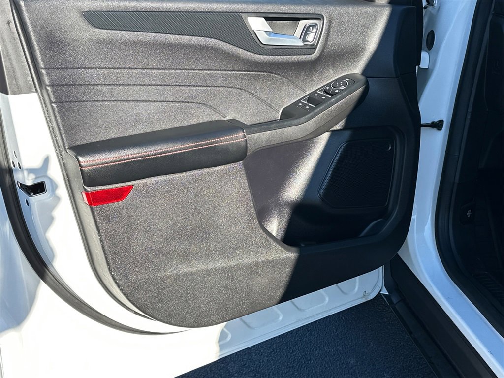 Certified 2023 Ford Escape ST-Line w/ Tech Pack #1 image 10