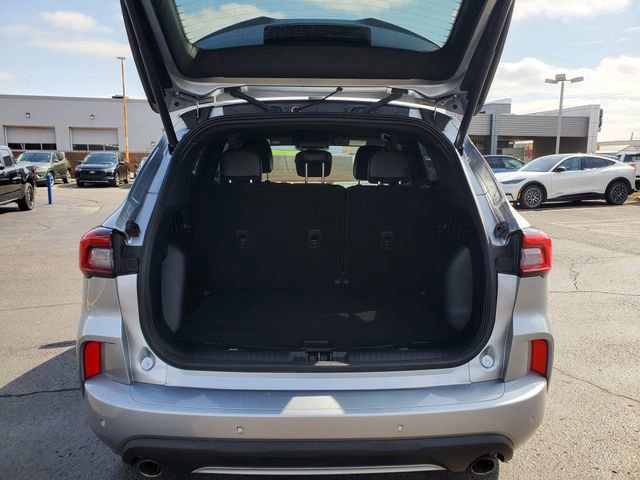Certified 2023 Ford Escape ST-Line w/ Tech Pack #1 image 28
