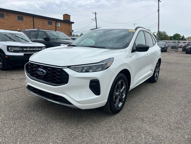 Certified 2024 Ford Escape ST-Line w/ Tech Pack #1 AWD/4WD image 24
