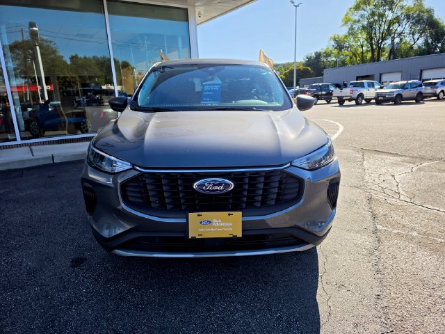 Certified 2025 Ford Escape Active AWD/4WD image 11