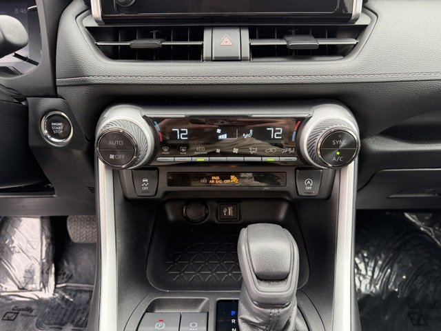 Used 2024 Toyota RAV4 XLE image 17