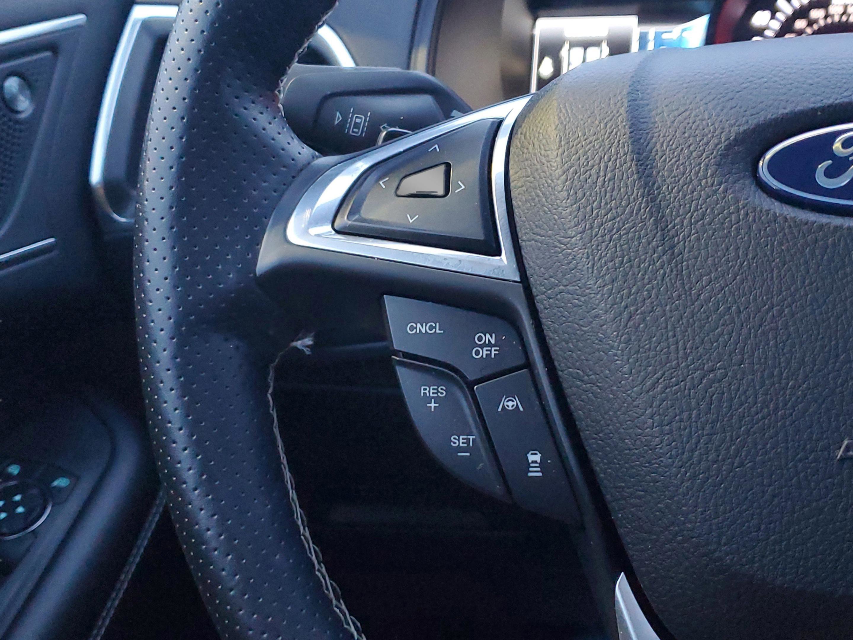 Certified 2022 Ford Edge ST w/ Equipment Group 401A image 19