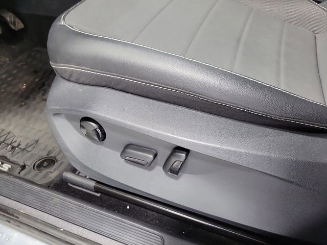 Used 2022 Volkswagen Taos SE image 9