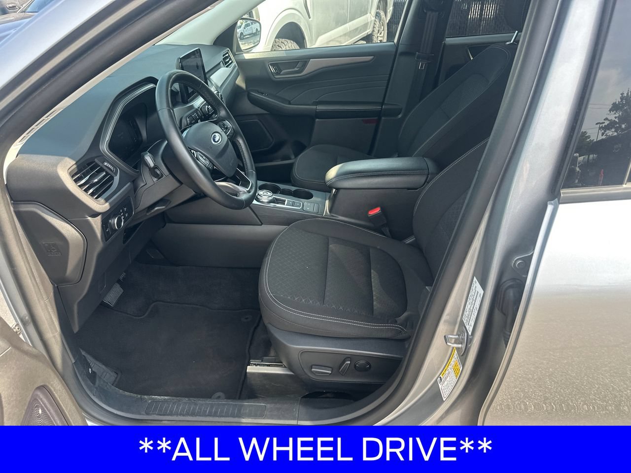 Certified 2024 Ford Escape Active AWD/4WD image 10