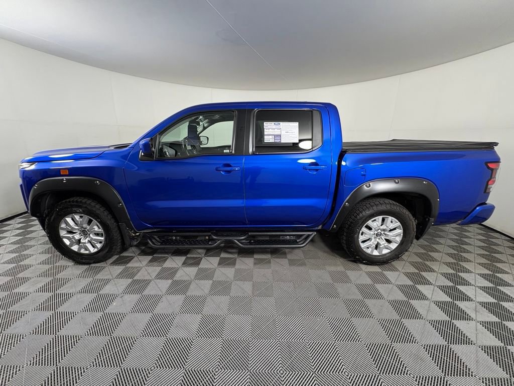 Used 2024 Nissan Frontier SV w/ SV Convenience Package image 2