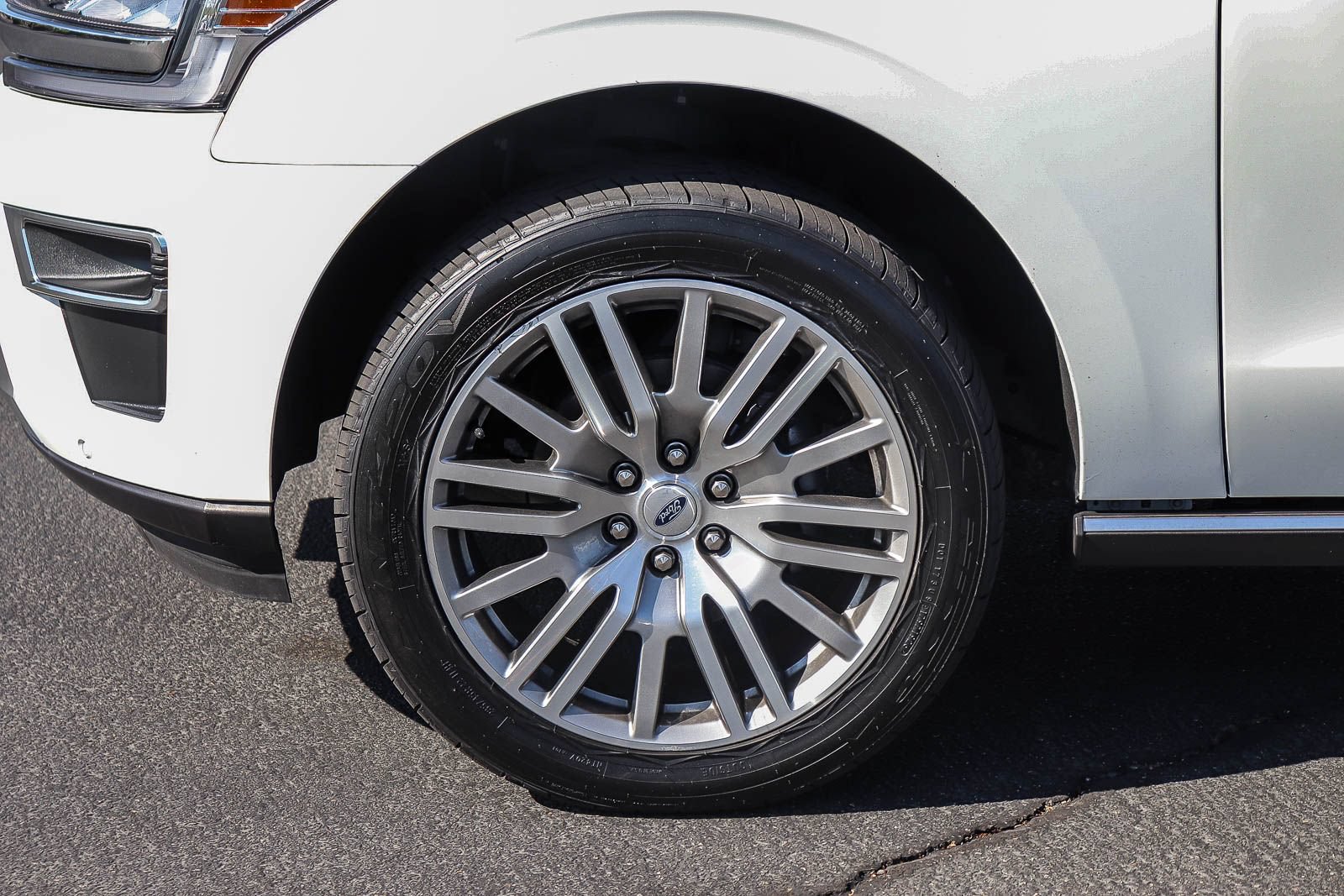Certified 2023 Ford Expedition Max Limited AWD/4WD image 9