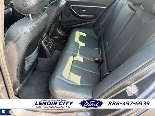 Used 2018 BMW 330i Sedan w/ Convenience Package RWD image 11