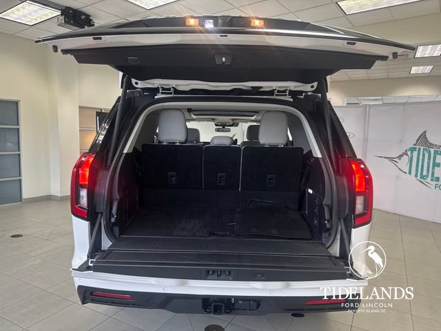 Certified 2025 Ford Expedition Active RWD image 12