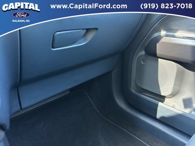 Certified 2024 Ford Maverick XL FWD image 27
