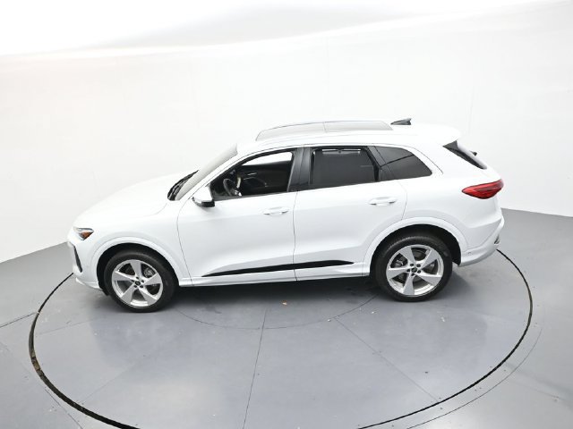 Used 2025 Audi Q5 Premium Plus AWD/4WD image 37