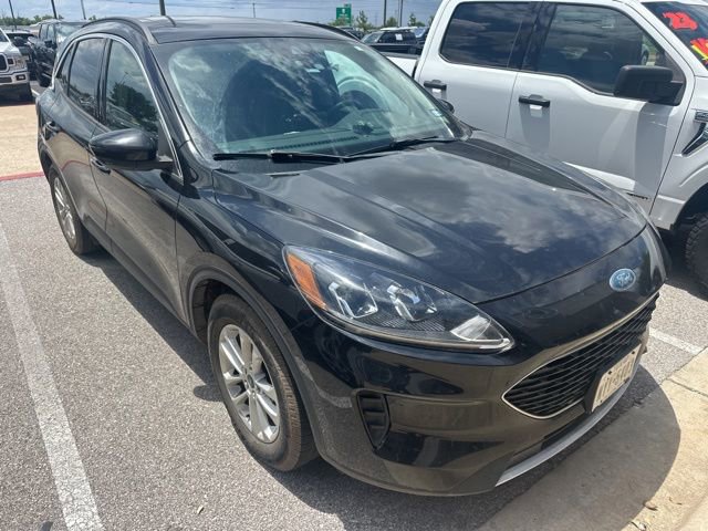 Certified 2020 Ford Escape SE FWD image 2