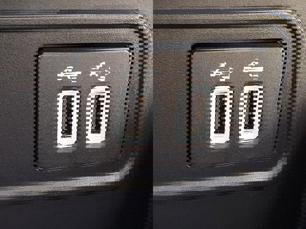 Certified 2022 Ford EcoSport S image 23