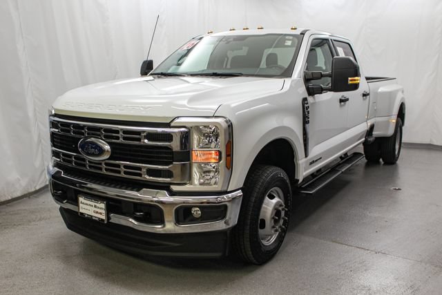 Certified 2026 Ford F350 XLT AWD/4WD image 4